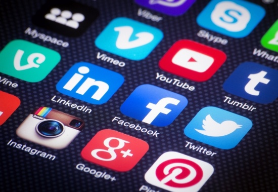 3 Ways to Supplement Recruitment Marketing With Social Media